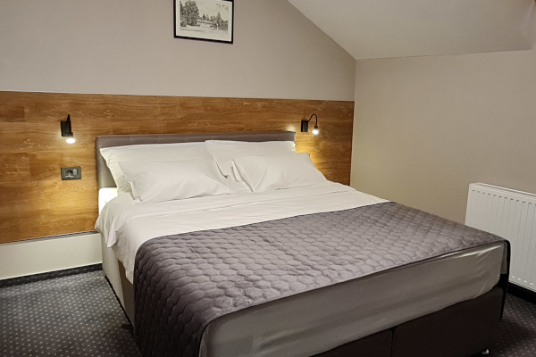 Rooms 201-202
